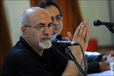 بی توجهی که در این دوره به تئاتر می شود آزاردهنده است