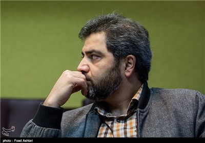 اتابک نادری: تئاتر شهر «سوپاپ تخلیه فشارها» نیست