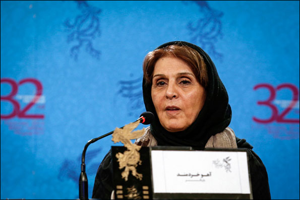 خردمند: مشغول ترجمه نمایشنامه‌های کانادایی هستم