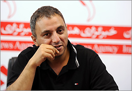 پژمان عبدی: ˝برای کلاه آهنی‌ها˝ ترکیبی از واقعیت و فانتزی است