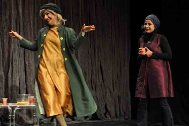 نگاهی به نمایش «سه روایت از زندگی»/ طنزی انتقادی از انحطاط انسانی