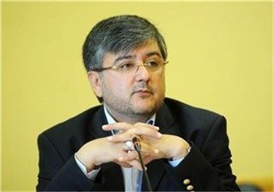 سرسنگی: چرا آثار تماشاخانه ایرانشهر مورد حمایت مرکز هنرهای نمایشی قرار نمی‌گیرد؟