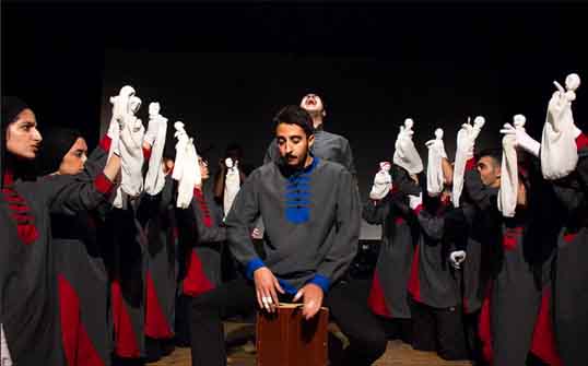 اجرای نمایش ˝ناراحت˝ در پلاتو مرکزی دانشکده سینما تئاتر