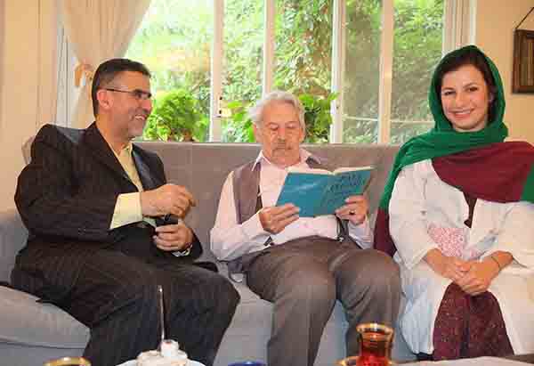 لیلی رشیدی: حال پدرم خوب است