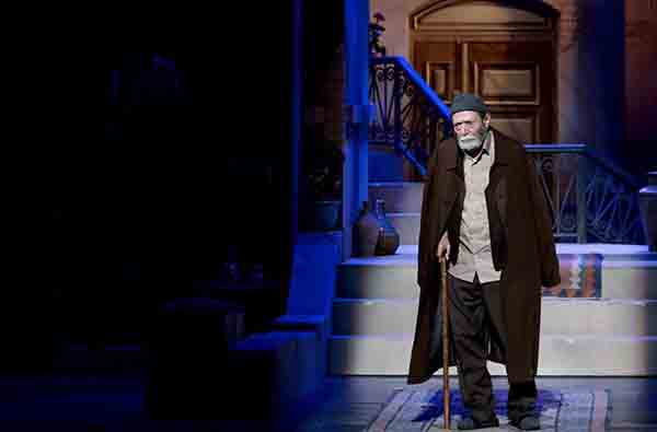 توضیحات یک مدیر تئاتر درباره توقف اجرای یک نمایش