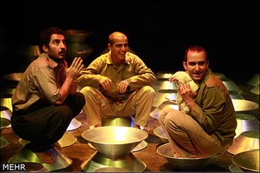 نمایشگاه عکس «آخرین نامه» در تئاتر شهر برگزار می شود