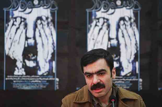 حسین کیانی: تئاتر انتقادی ایران در سال‌های اخیر به اغما رفته است