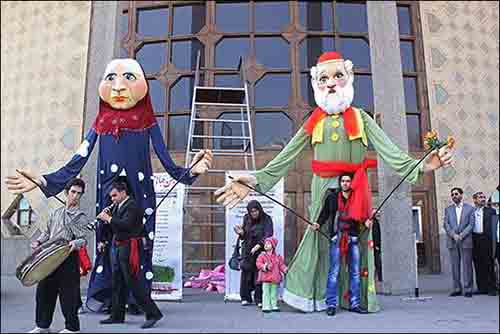 پدربزرگ و مادربزرگ‌ها نیمه شعبان به تئاتر شهر می‌آیند