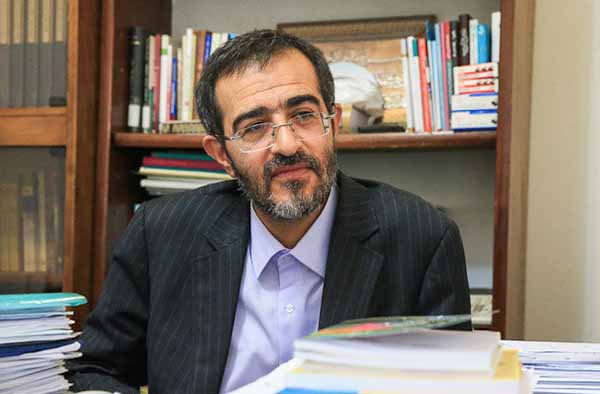 دلیل محبوبیت دکتر منتظری در تئاتر