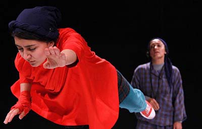 نمایش«تیم شنا» جایزه کارگردانی فستیوال رم را دریافت کرد