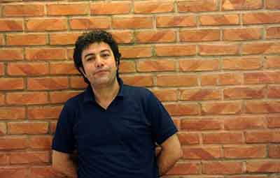 نادر برهانی مرند «پاییز» و «زمستان» را به صحنه می‌برد