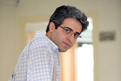 آقاخانی: فضای بسته ۸ سال گذشته مانع بروز نمایش‌های رئالیستی شد