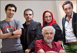 نگاهی به نمایش ˝سیستم گرون هولم˝ / کالبد شکافی اسارت انسان نو