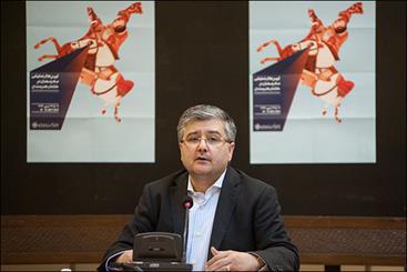 سطح سلیقه فرهنگی‌مان پایین آمده است/ در ایران قرارگاه فرهنگی نداریم