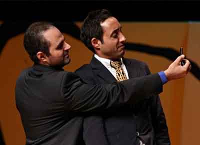 نگاهی به نمایش ˝سیستم گرون‌ هلم˝/در اجرای یک مفهوم پیچیده