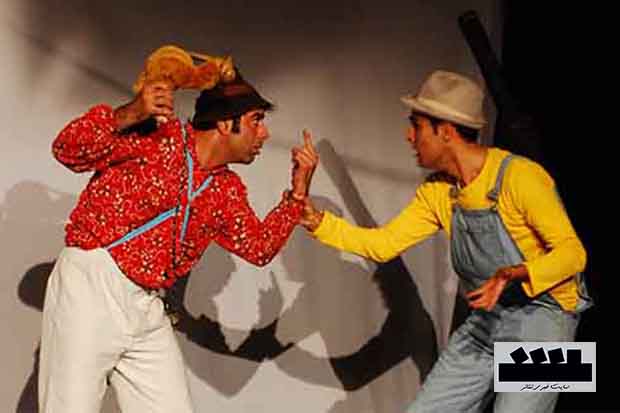 سیامک صفری با «خرآکتور» به تماشاخانه مشایخی می‌رود