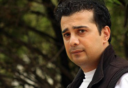 سپند امیرسلیمانی پس از 13 سال به تئاتر باز می‌گردد