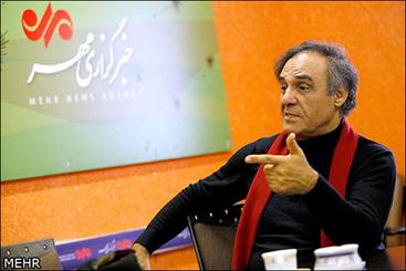 قطب‌الدین صادقی«دانتون» می‌‌شود