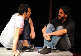 پیام لاریان: ˝بالستیک زخم˝ یک نمایش اجتماعی با تم انتقادی است