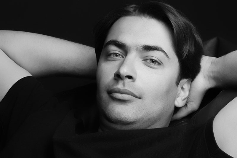 گزارشي از تمرين نمايش «بر پهنه دريا»/دعوت به مراسم آدم‌خواري