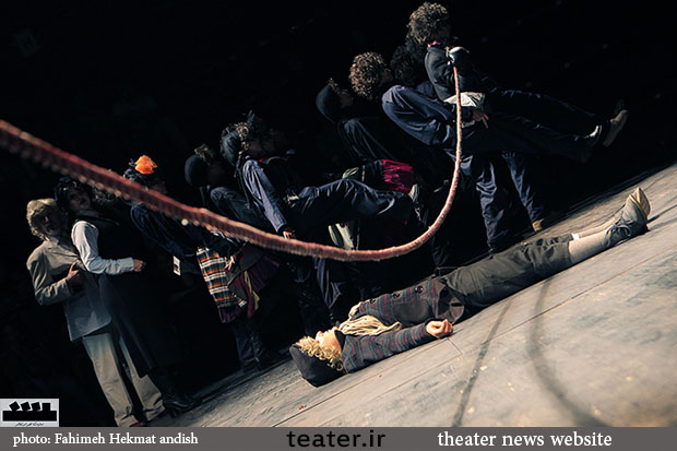 حسین طاهری به تماشای 