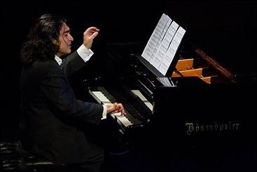 پروژه جدید محمد رحمانیان آغاز شد/ تک‌گویی برای یک تماشاگر