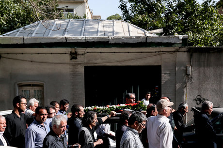 تشییع پیکر حسن رضیانی با حضور اندک هنرمندان