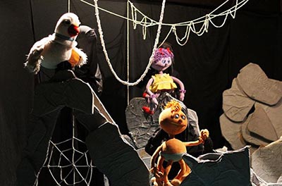 تئاتری که 25 هزار کودک آن را دیدند