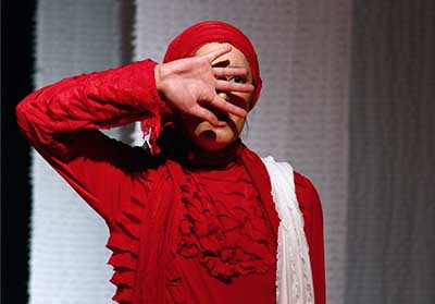 آرزوی هنرمندی برای اجرای نمایش‌اش در ایران