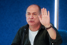 آتیلا پسیانی: برای نمایش «دیابولیک» سالن ندارم/«گنگ خوابدیده» به ایرانشهر می رود