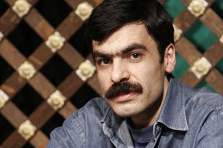 پاسخ حسین کیانی به جوسازان عرصه نمایش