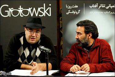 تبدیل تئاتر به میدان نبرد گلادیاتورها!