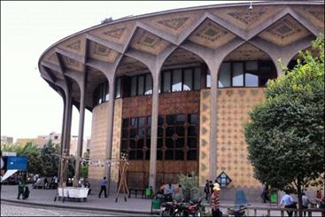 تعطیلی تئاتر شهر/تمدید نمایش «p2»