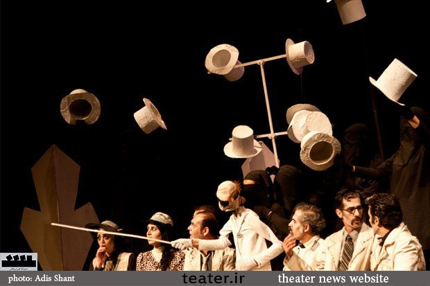 مرضیه برومند مردم را به «ملاقات بانوی سالخورده» دعوت کرد