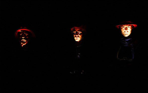 «کسی نیست همه داستان‌ها را به یاد آورد» در شیراز و اصفهان اجرا می شود