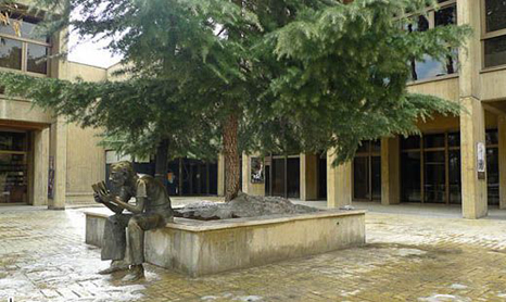 «در پوست شیر» در فرهنگسرای نیاوران به صحنه می‌رود