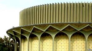 تئاتر شهر 27 آبان ماه تعطیل است