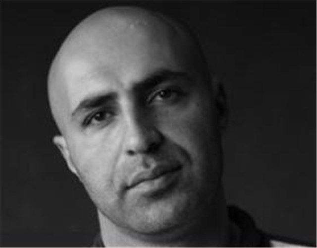 تینو صالحی:به مدیریت‌هایی که الان در تئاتر وجود دارد نمی‌توان اعتماد چندانی کرد