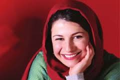 لیلی رشیدی: مسئولان در برنامه‌های خیریه با مردم همراه شوند