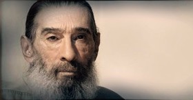 پخش یک تله‌تئاتر با بازی انوشیروان ارجمند