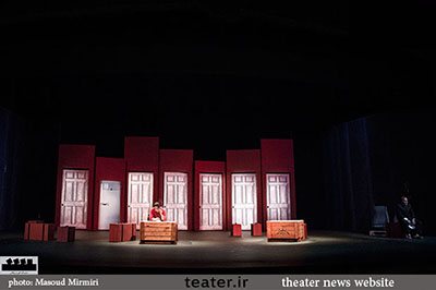 نگاهی به نمایش «مرگ فروشنده» اثر آرتور میلر به کارگردانی نادر برهانی مرند.