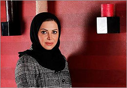 کمند امیرسلیمانی: خانم‌ها با«تو‌ دهنتو‌ می‌بندی یا من؟» ارتباط خوبی برقرار خواهند کرد