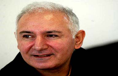 حسین عاطفی: هنرمندان شهرستانی‌ را باید بیشتر جدی بگیریم