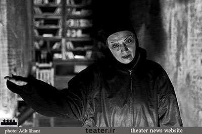 کاظم هژیرآزاد «کاسپار» را یک نمایش باشکوه خواند