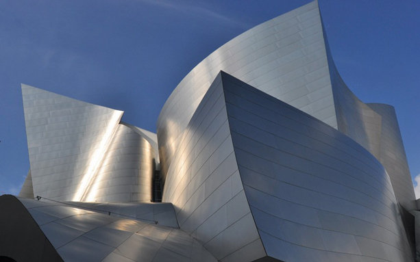 زیباترین سالن‌های تئاتر جهان / اجرای اپرا روی دریا