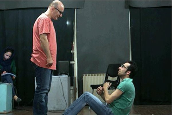 «گفتگوی فراریان» در  بخش نسل نو جشنواره تئاتر فجر اجرا می شود