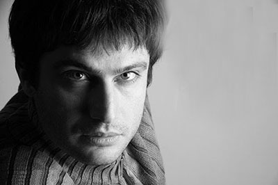 شهرام حقیقت‌دوست بازیگر مهمان نمایش  شد