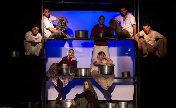 نمایش «شانس داشتن ته دیگ» در خانه نمایش تمدید شد نمایش «شانس داشتن ته دیگ» در خانه نمایش تمدید شد