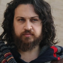 سینا شفیعی: «سیارود» مخاطب را با چالش هویتی روبرو می‌کند