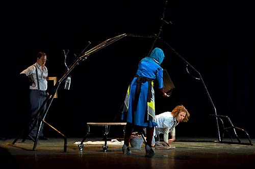 موتور جشنواره تئاتر فجر گرم شد/سومین روز جشنواره به پایان رسید